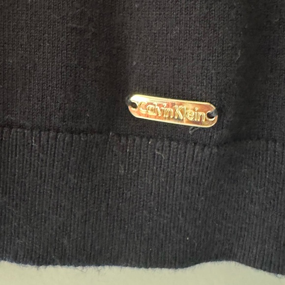 CALVIN KLEIN Black Sweater Cardigan Top Gold Buttons Women’s Size M - Picture 4 of 4